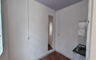 Casa para alugar com 1 quarto, 49m² - 2008
