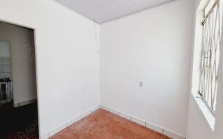 Casa para alugar com 1 quarto, 49m² - 2009