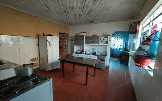 Casa para vender com 2 quartos, 352m² - 299