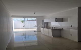 Casa para alugar ou vender com 3 quartos, 120m² - 1483