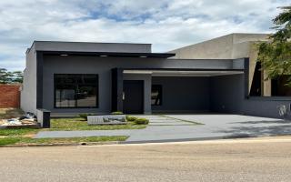 Casa para vender com 3 quartos, 154m² - 1839
